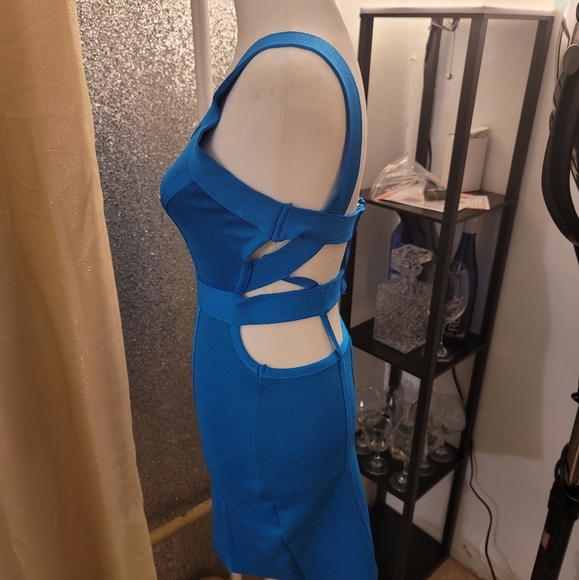 Dresses & Skirts - Blue body con dress